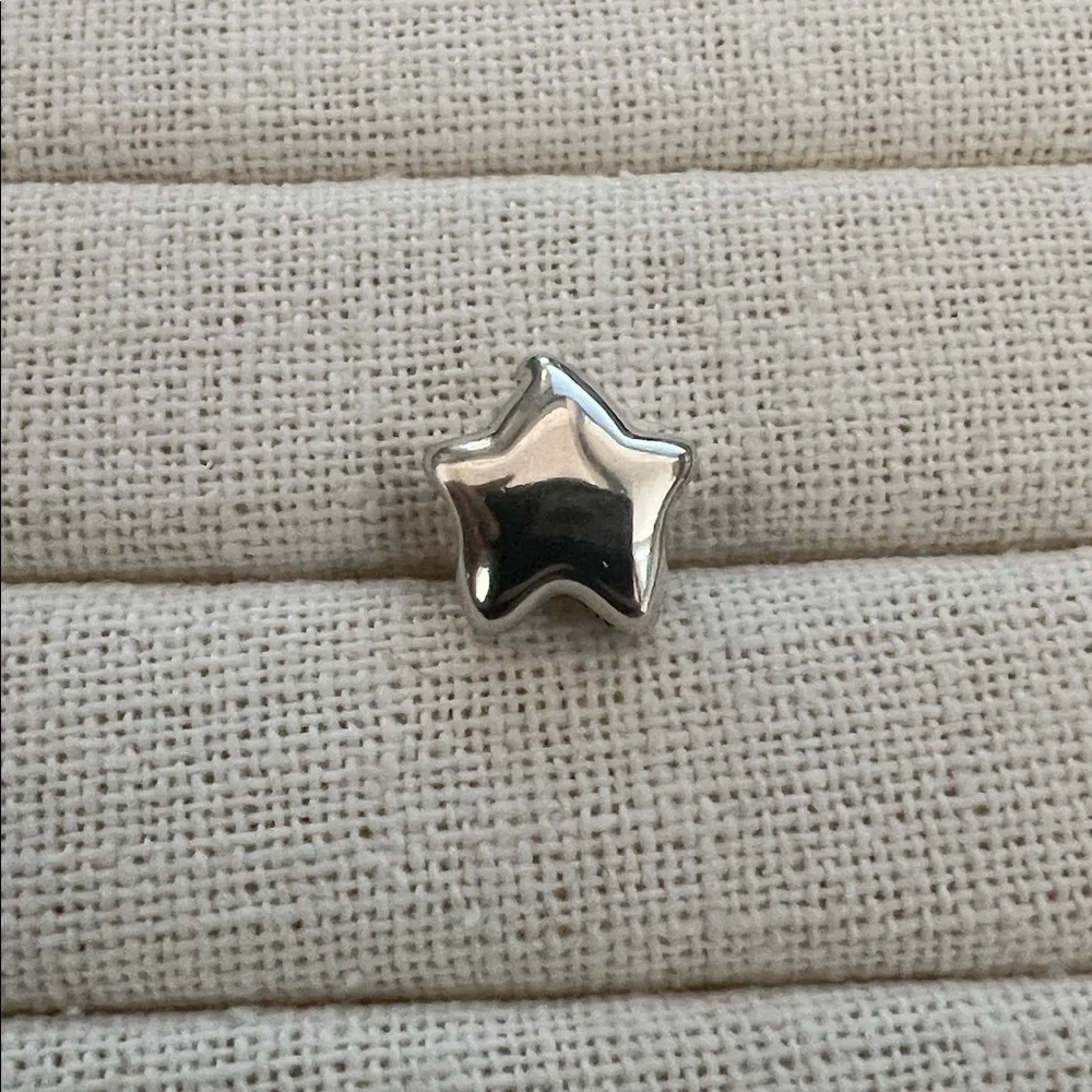 Pandora Isa the Star Charm Retired Sterling Silver Isa the Star Friends Charm - Picture 3 of 4
